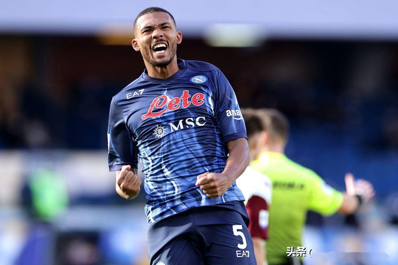 九游体育官网包含那不勒斯窗口期防线松动，志在NBA总决赛名次提升，质疑声仍在，更衣室氛围转暖的词条